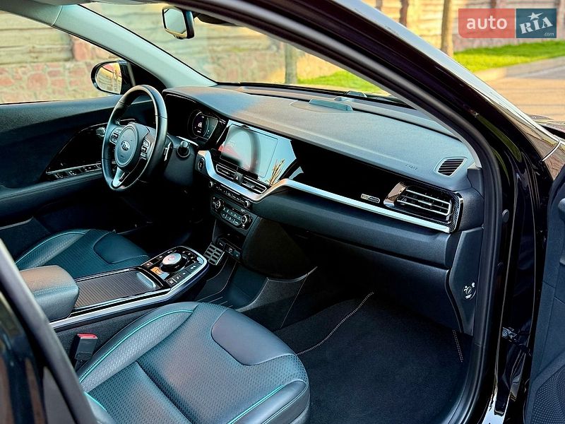 Внедорожник / Кроссовер Kia Niro 2020 в Киеве