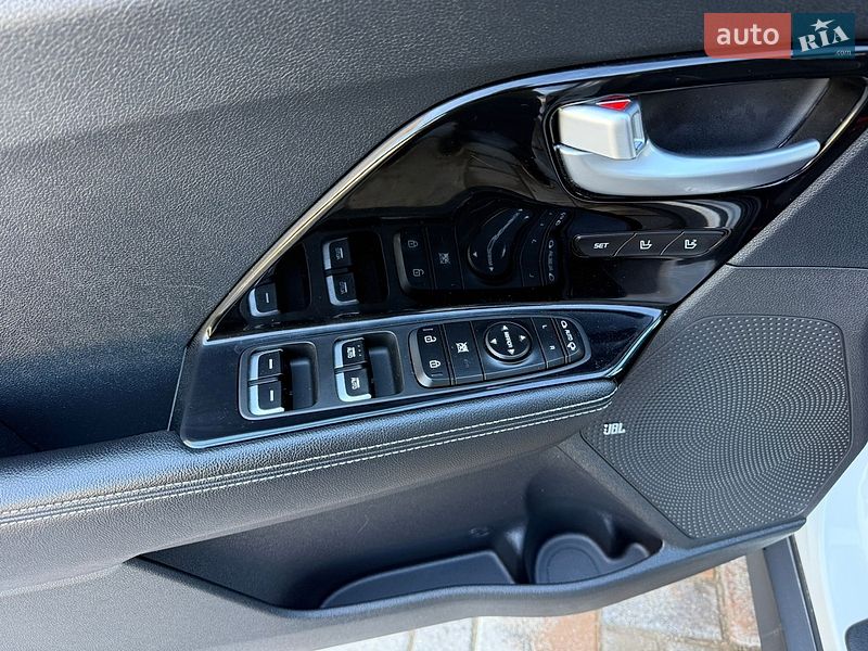 Внедорожник / Кроссовер Kia Niro 2021 в Дрогобыче
