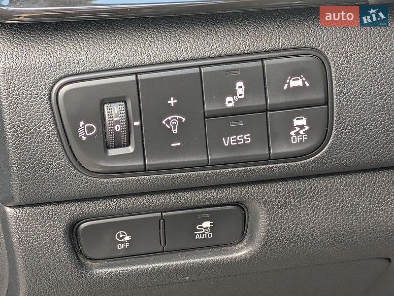 Внедорожник / Кроссовер Kia Niro 2019 в Сваляве