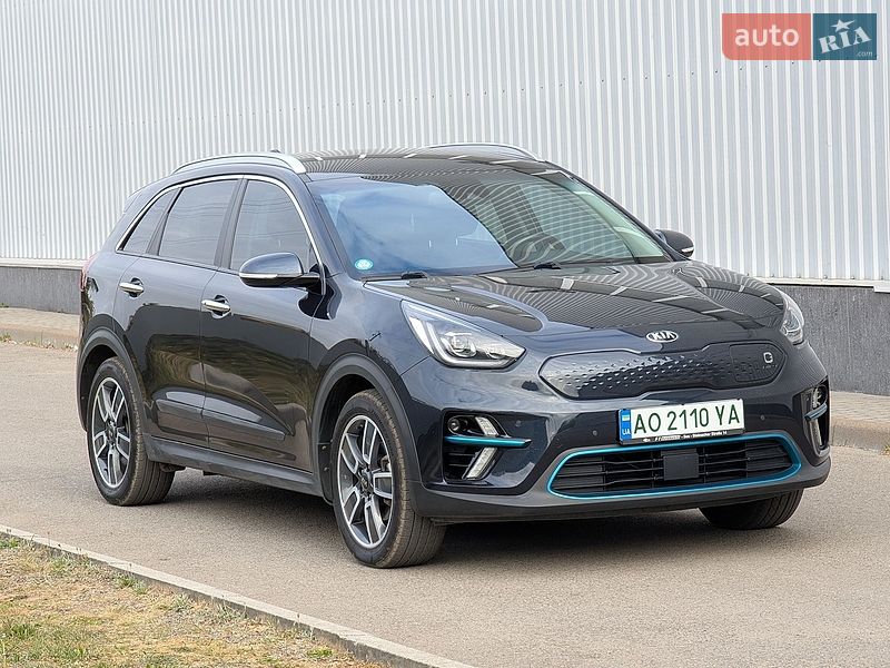 Внедорожник / Кроссовер Kia Niro 2019 в Сваляве
