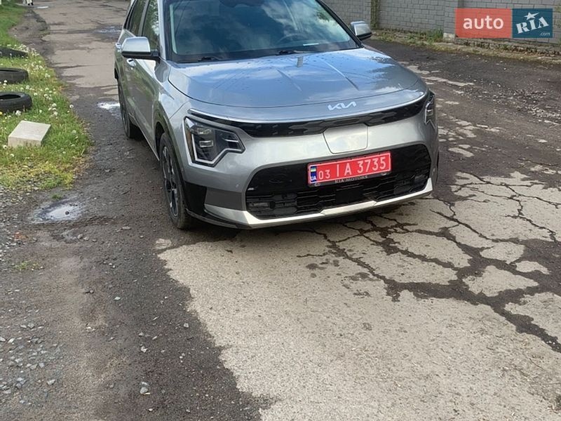 Внедорожник / Кроссовер Kia Niro 2023 в Ровно