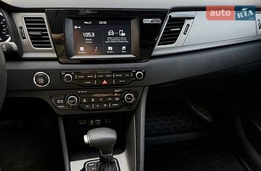 Внедорожник / Кроссовер Kia Niro 2017 в Одессе