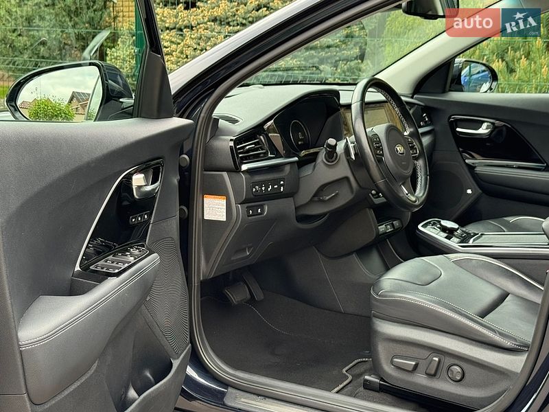 Внедорожник / Кроссовер Kia Niro 2020 в Ровно