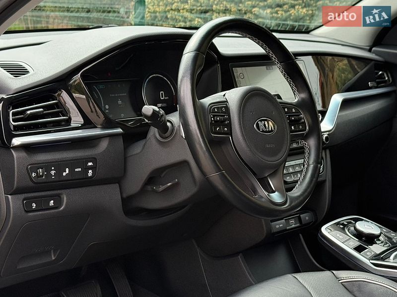 Внедорожник / Кроссовер Kia Niro 2020 в Ровно