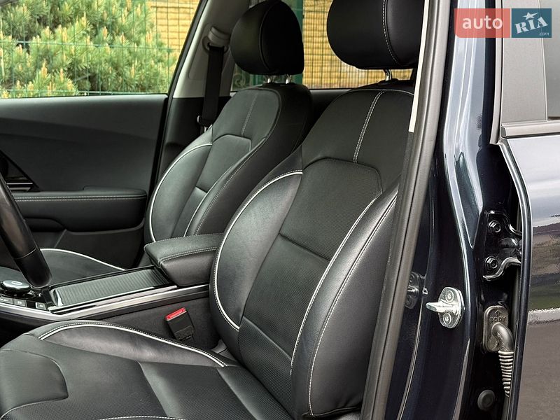 Внедорожник / Кроссовер Kia Niro 2020 в Ровно