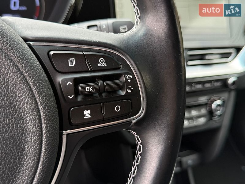 Внедорожник / Кроссовер Kia Niro 2020 в Ровно