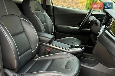 Внедорожник / Кроссовер Kia Niro 2020 в Ровно