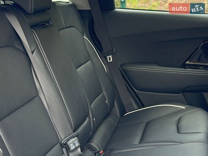 Внедорожник / Кроссовер Kia Niro 2020 в Ровно