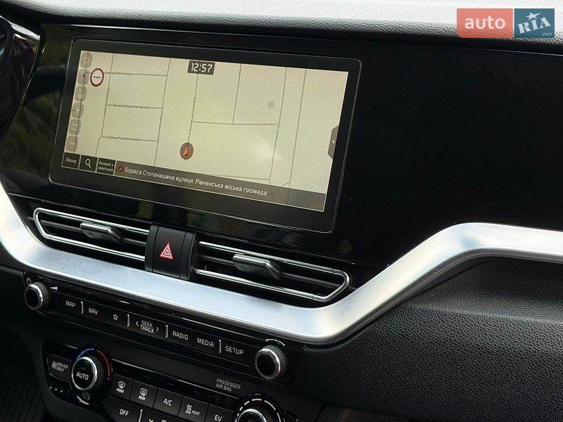 Внедорожник / Кроссовер Kia Niro 2020 в Ровно