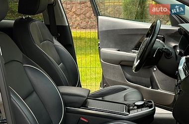 Внедорожник / Кроссовер Kia Niro 2020 в Ровно