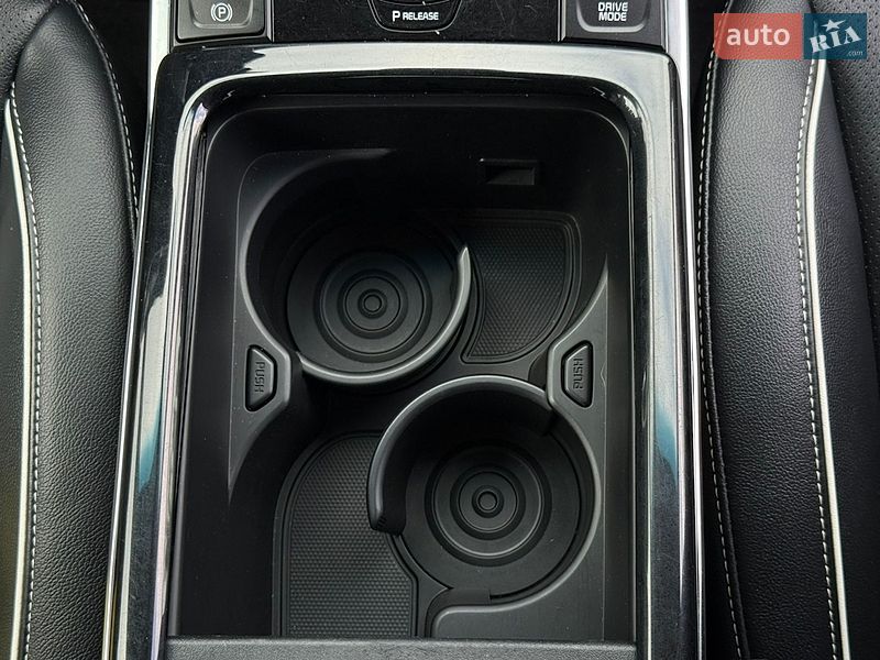 Внедорожник / Кроссовер Kia Niro 2020 в Ровно
