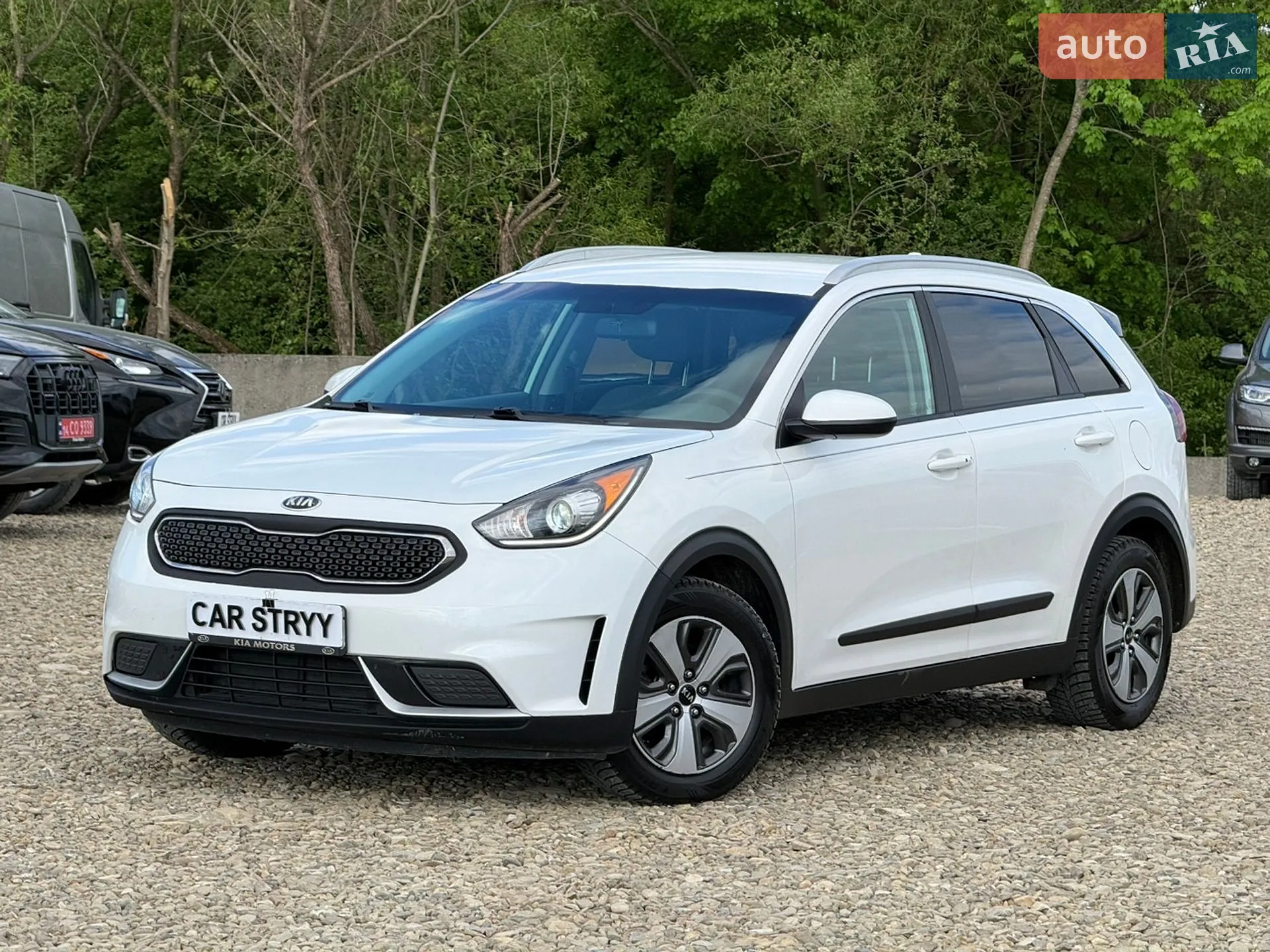 2017 Kia Niro - мініатюра 8