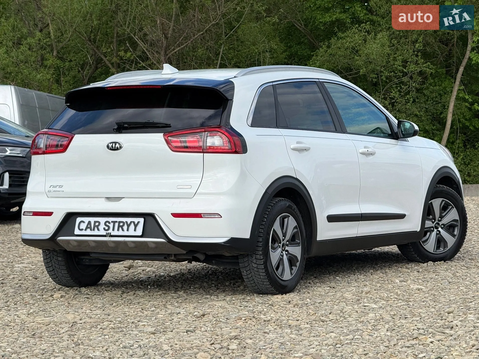 2017 Kia Niro - мініатюра 18