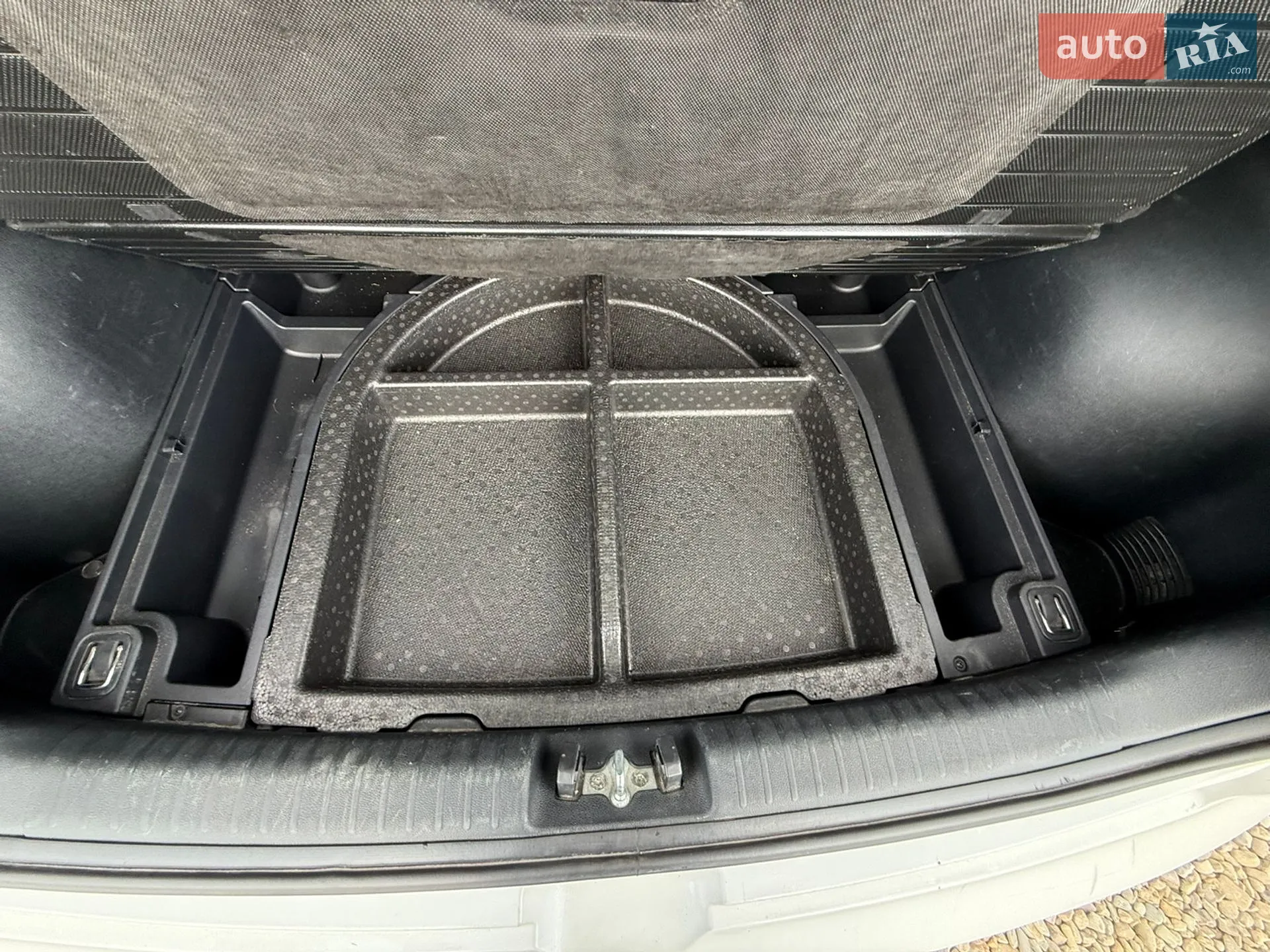 2017 Kia Niro - мініатюра 36