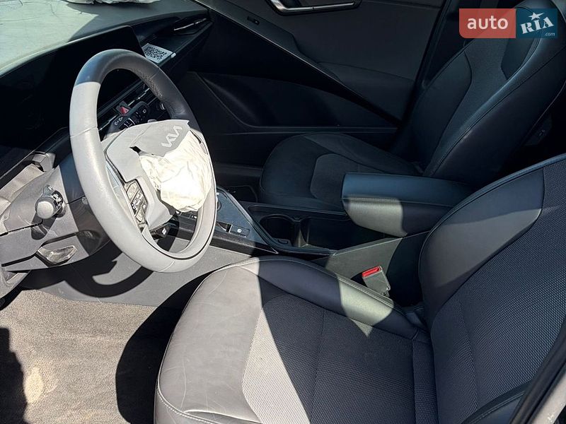 Внедорожник / Кроссовер Kia Niro 2023 в Ровно