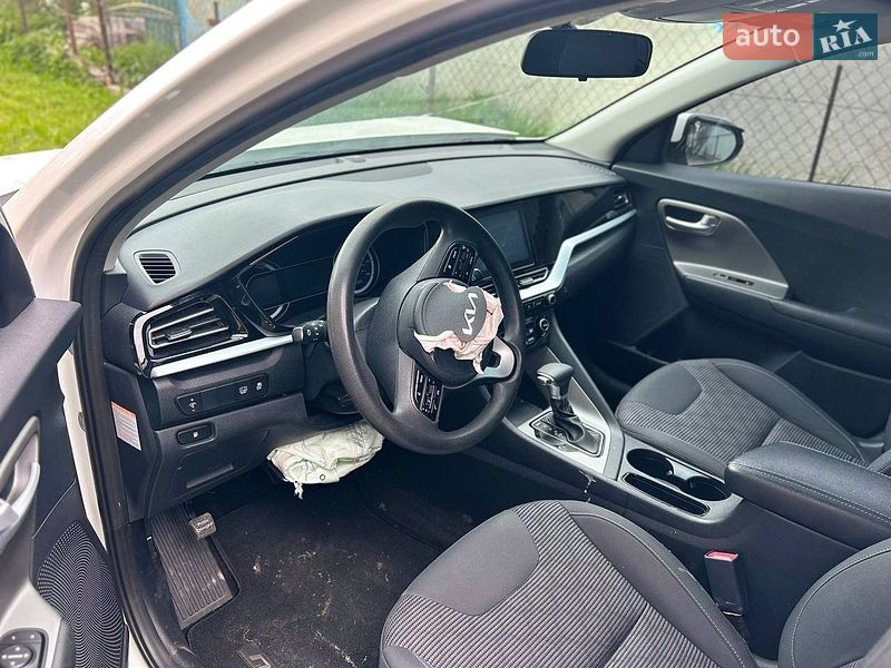 Внедорожник / Кроссовер Kia Niro 2021 в Калуше