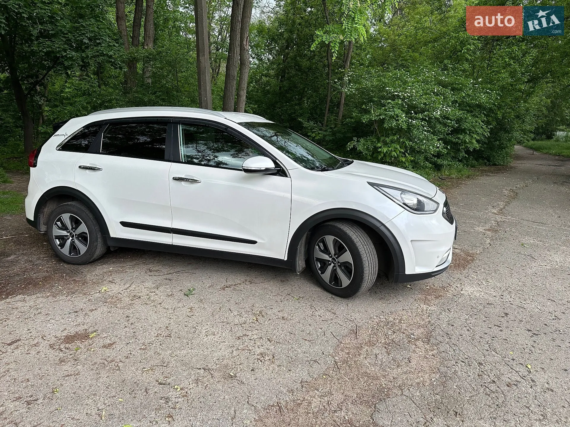 2016 Kia Niro - мініатюра 3