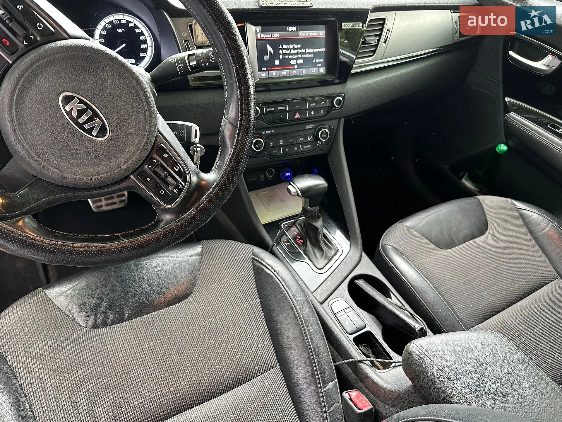 2016 Kia Niro - мініатюра 9
