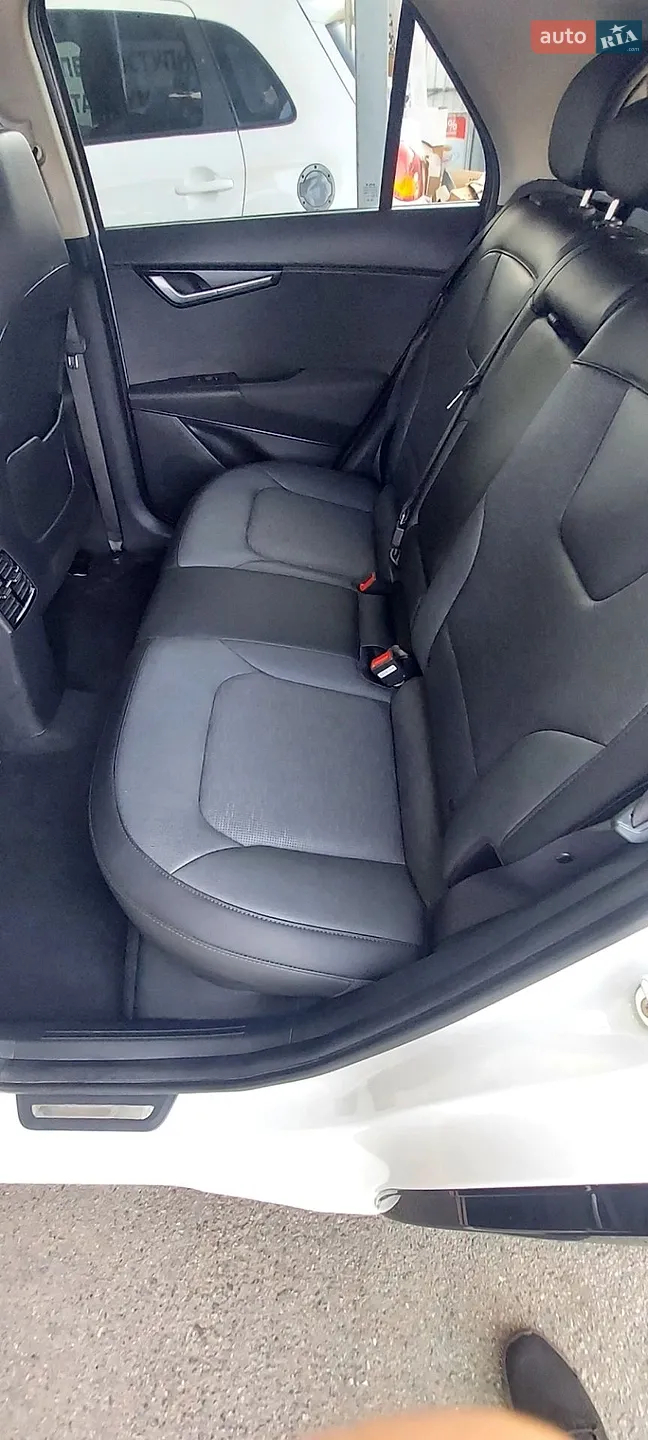 2022 Kia Niro - мініатюра 18