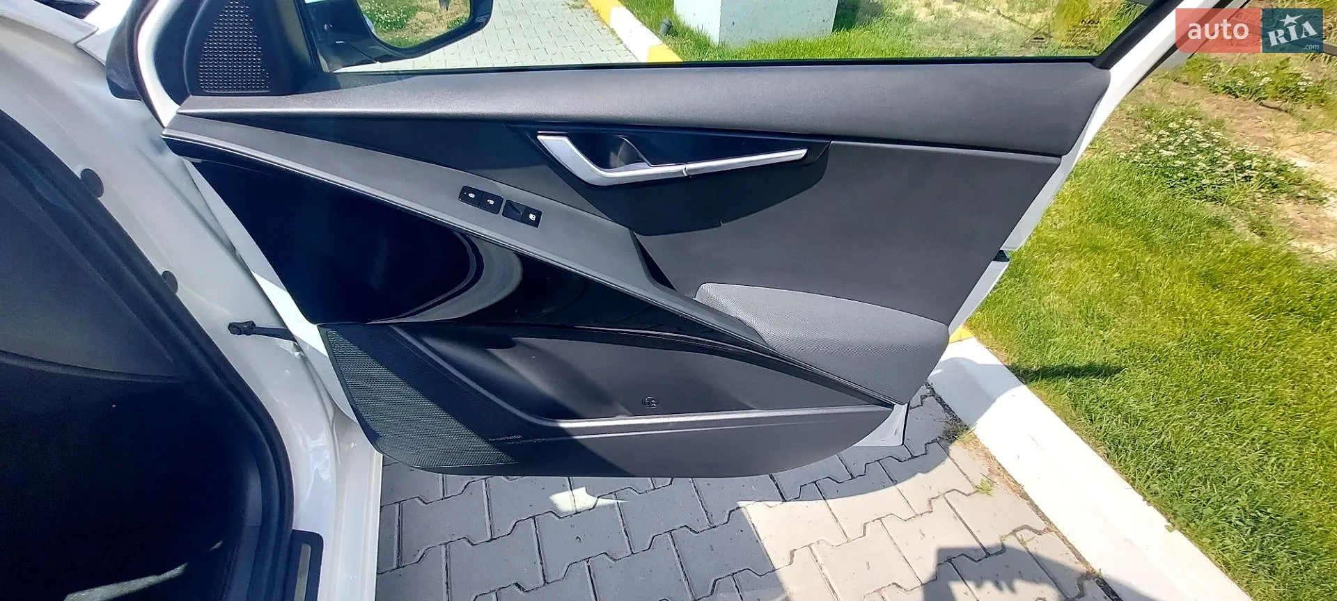2022 Kia Niro - мініатюра 22