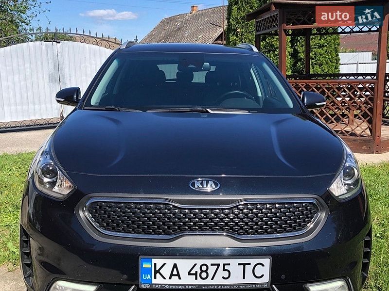 Внедорожник / Кроссовер Kia Niro 2017 в Бердичеве