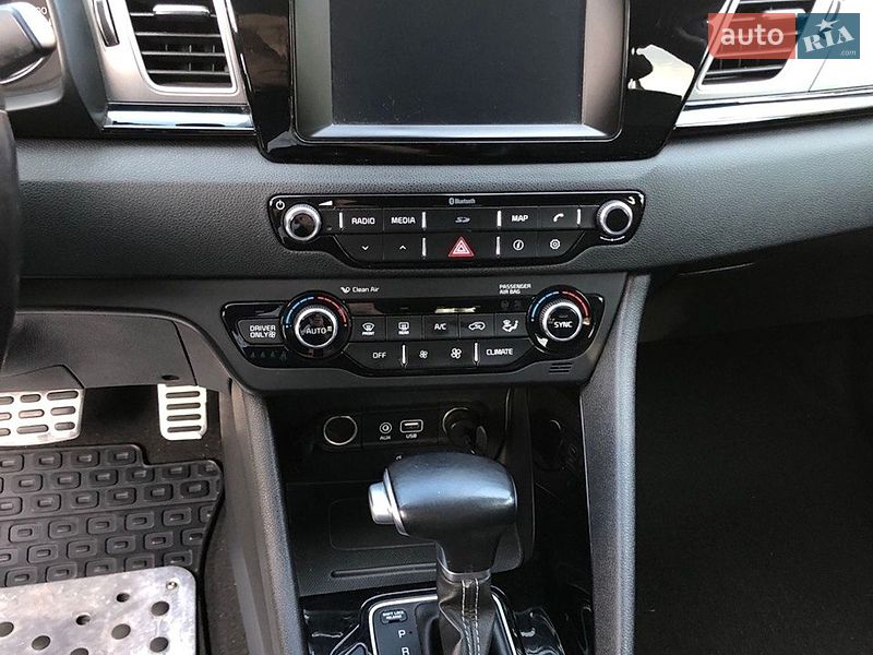 Внедорожник / Кроссовер Kia Niro 2017 в Бердичеве