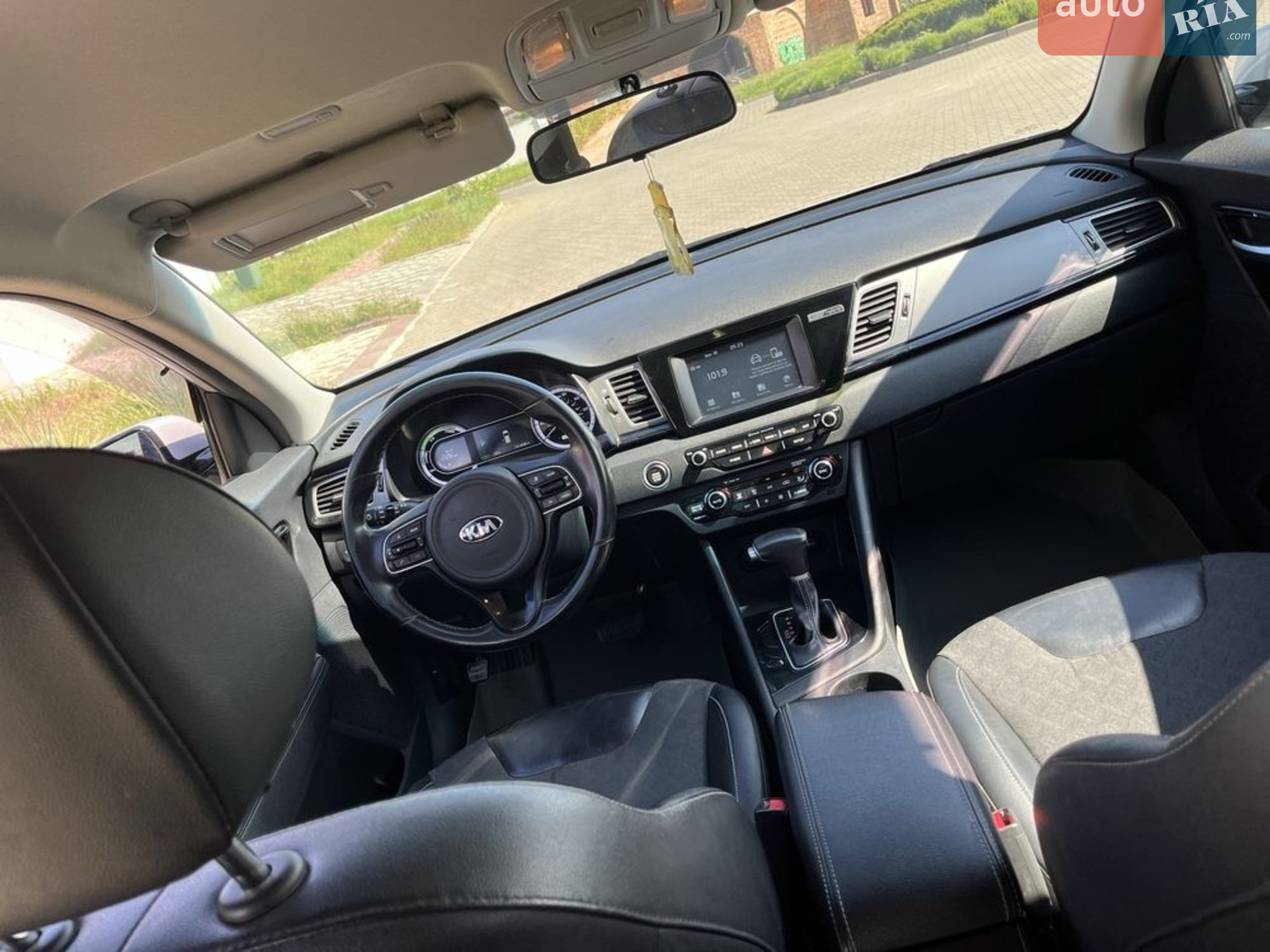 2017 Kia Niro - мініатюра 4