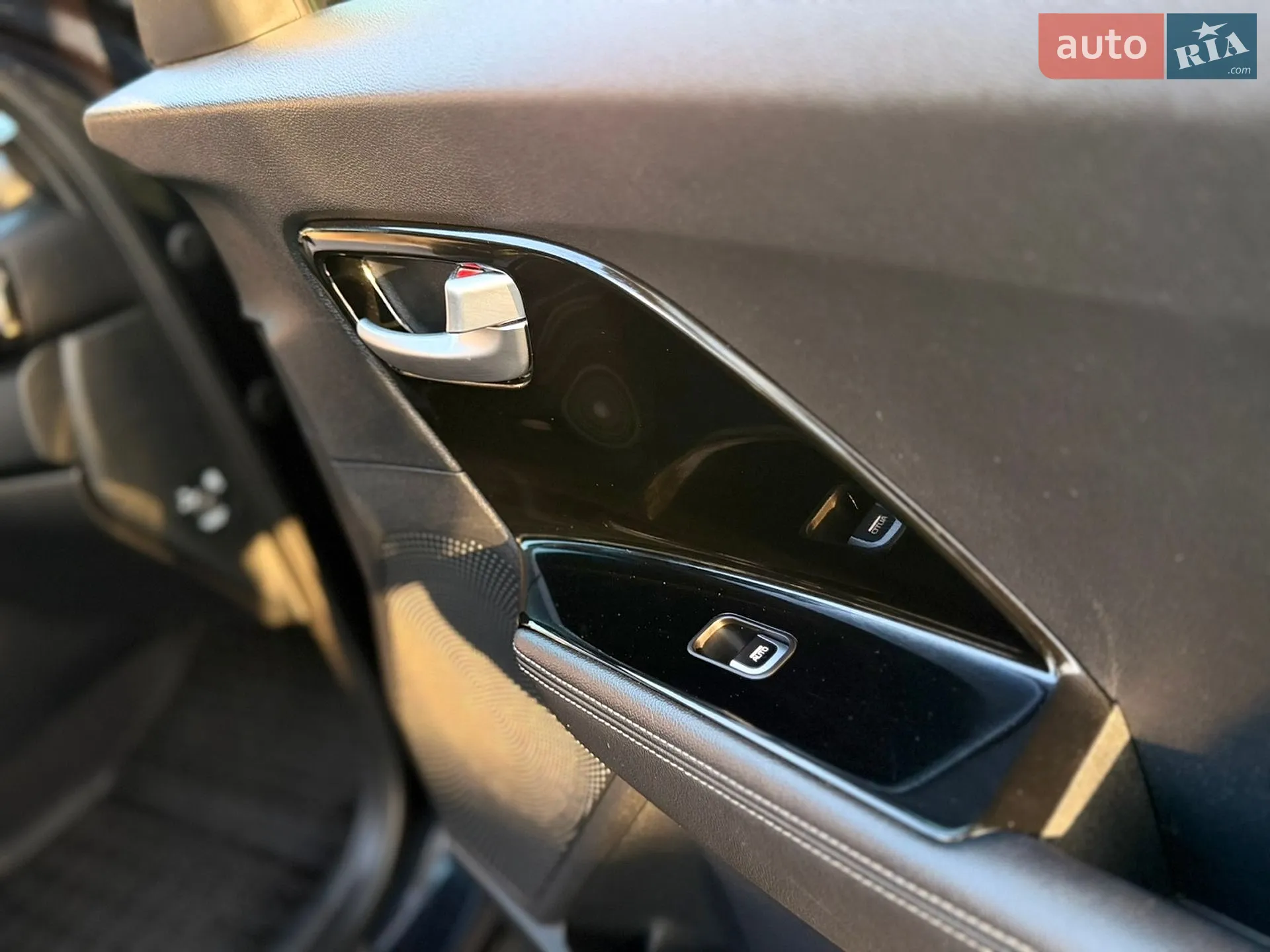 2019 Kia Niro - мініатюра 51