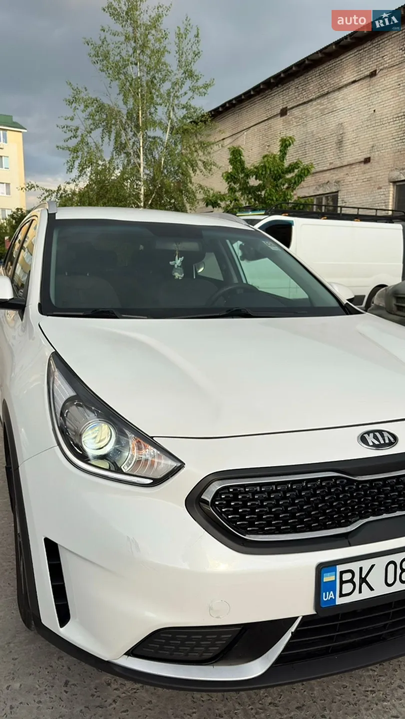 2017 Kia Niro - мініатюра 5