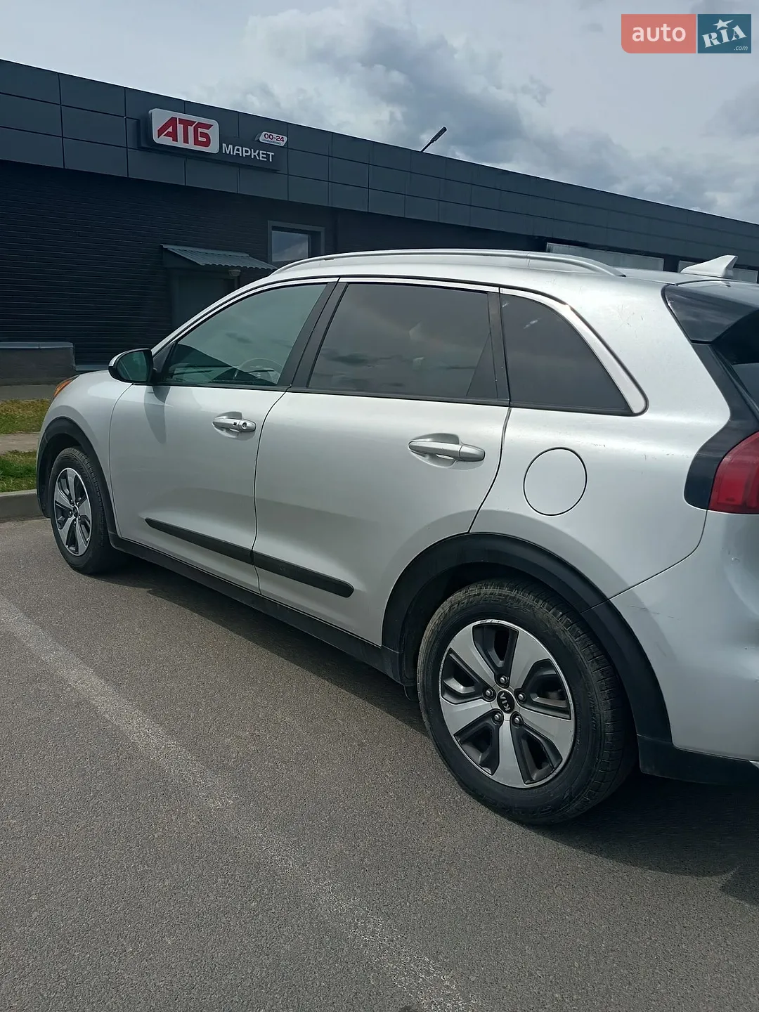 2016 Kia Niro - мініатюра 7