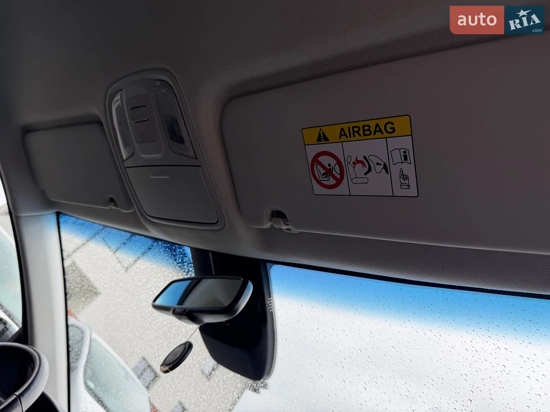 2019 Kia Niro - мініатюра 120