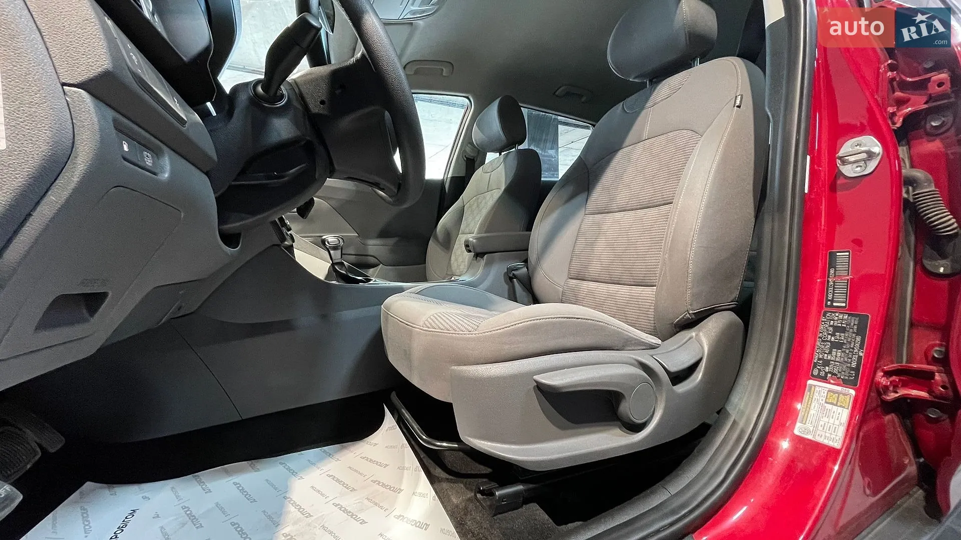2017 Kia Niro - мініатюра 4