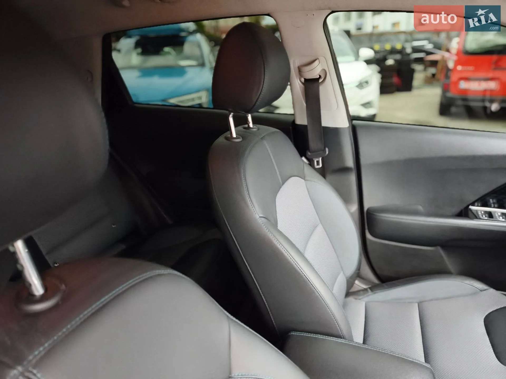 2022 Kia Niro - мініатюра 23