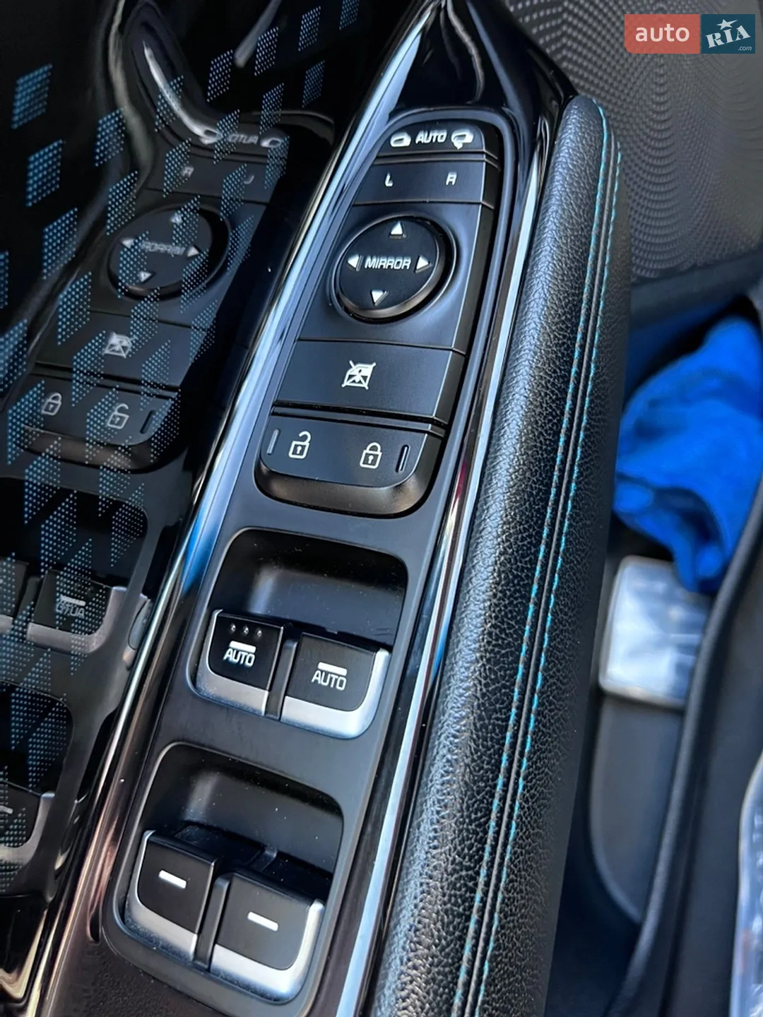 2020 Kia Niro - мініатюра 25