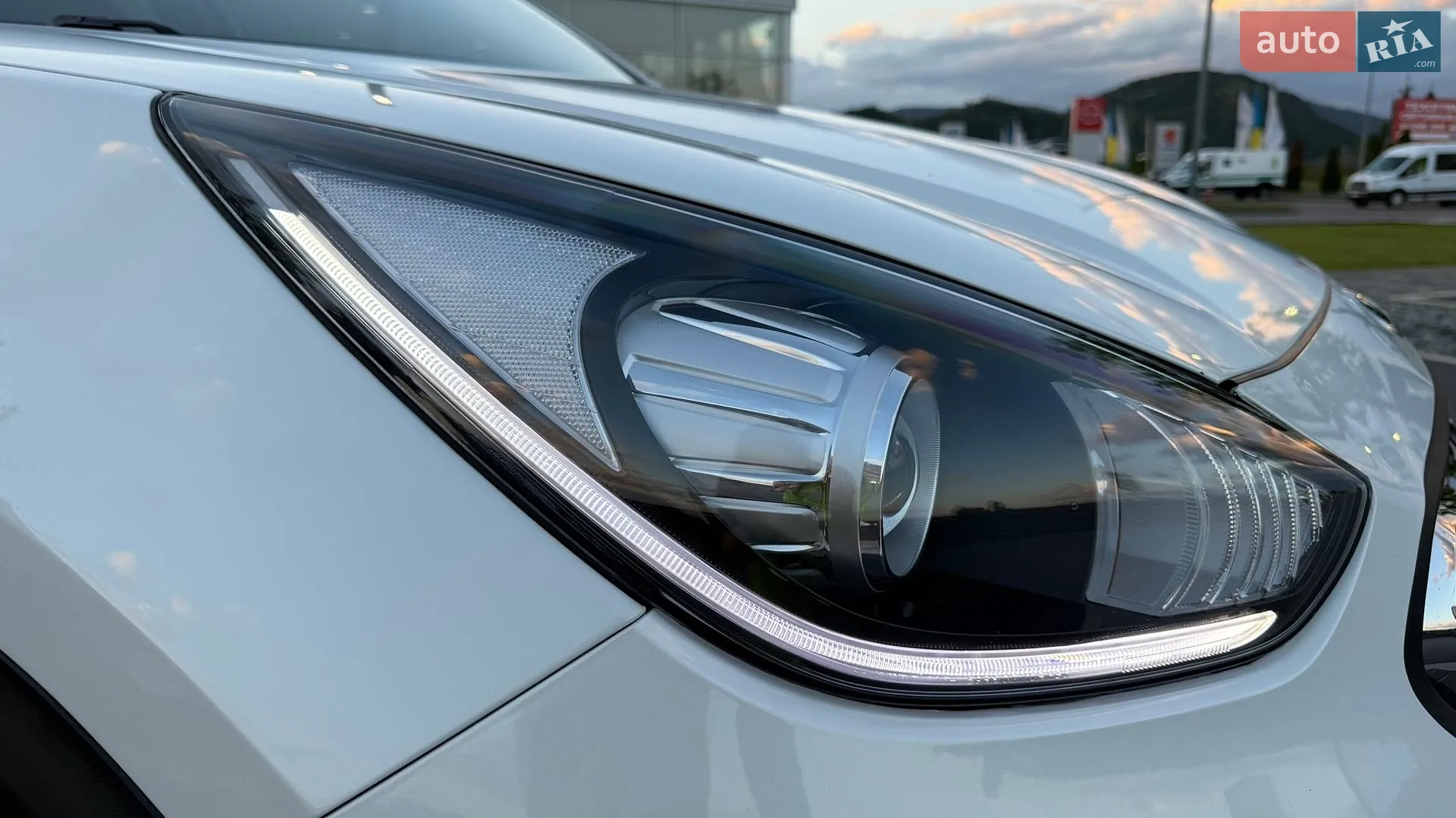 2019 Kia Niro - мініатюра 12
