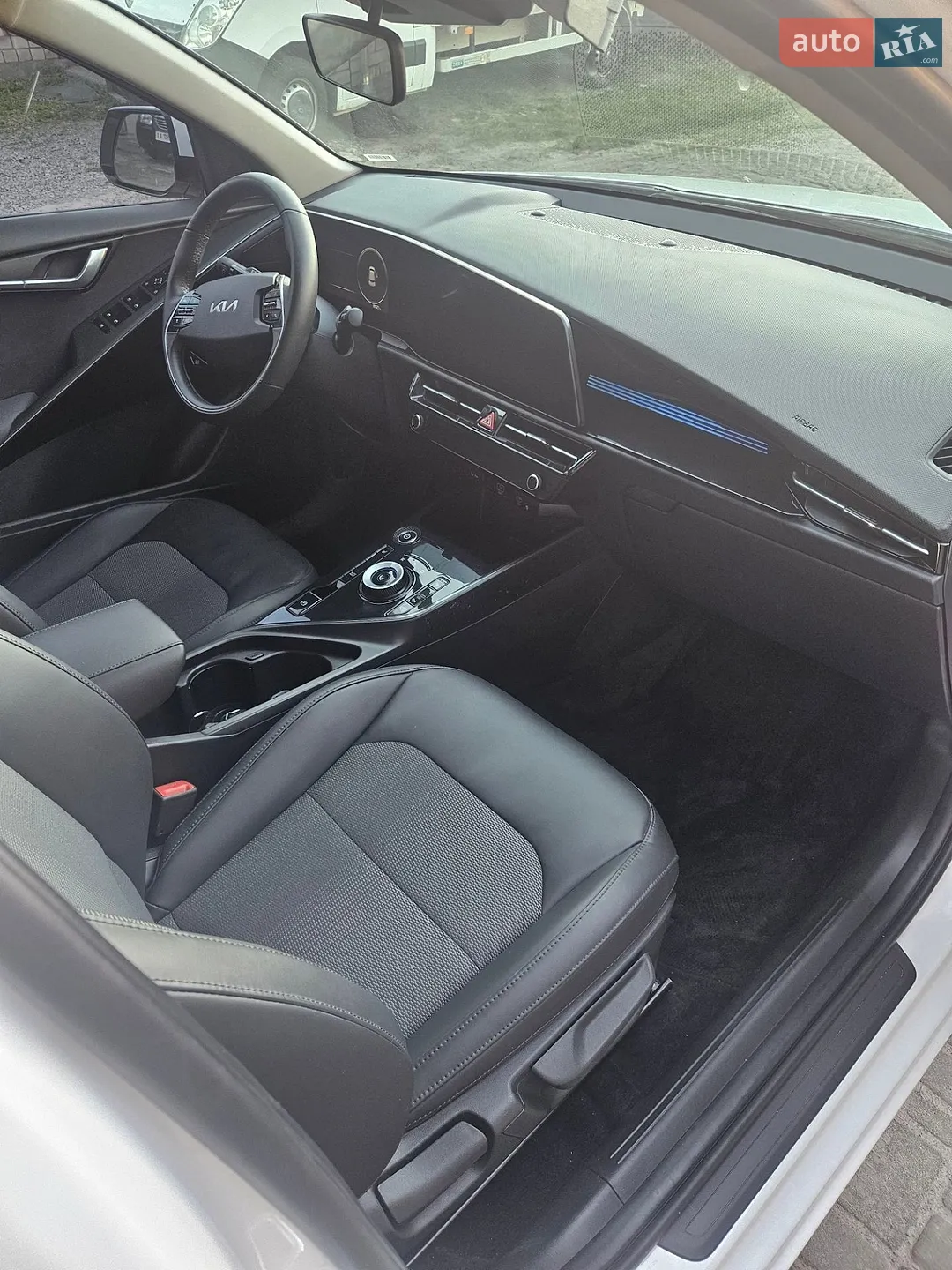 2023 Kia Niro - мініатюра 23