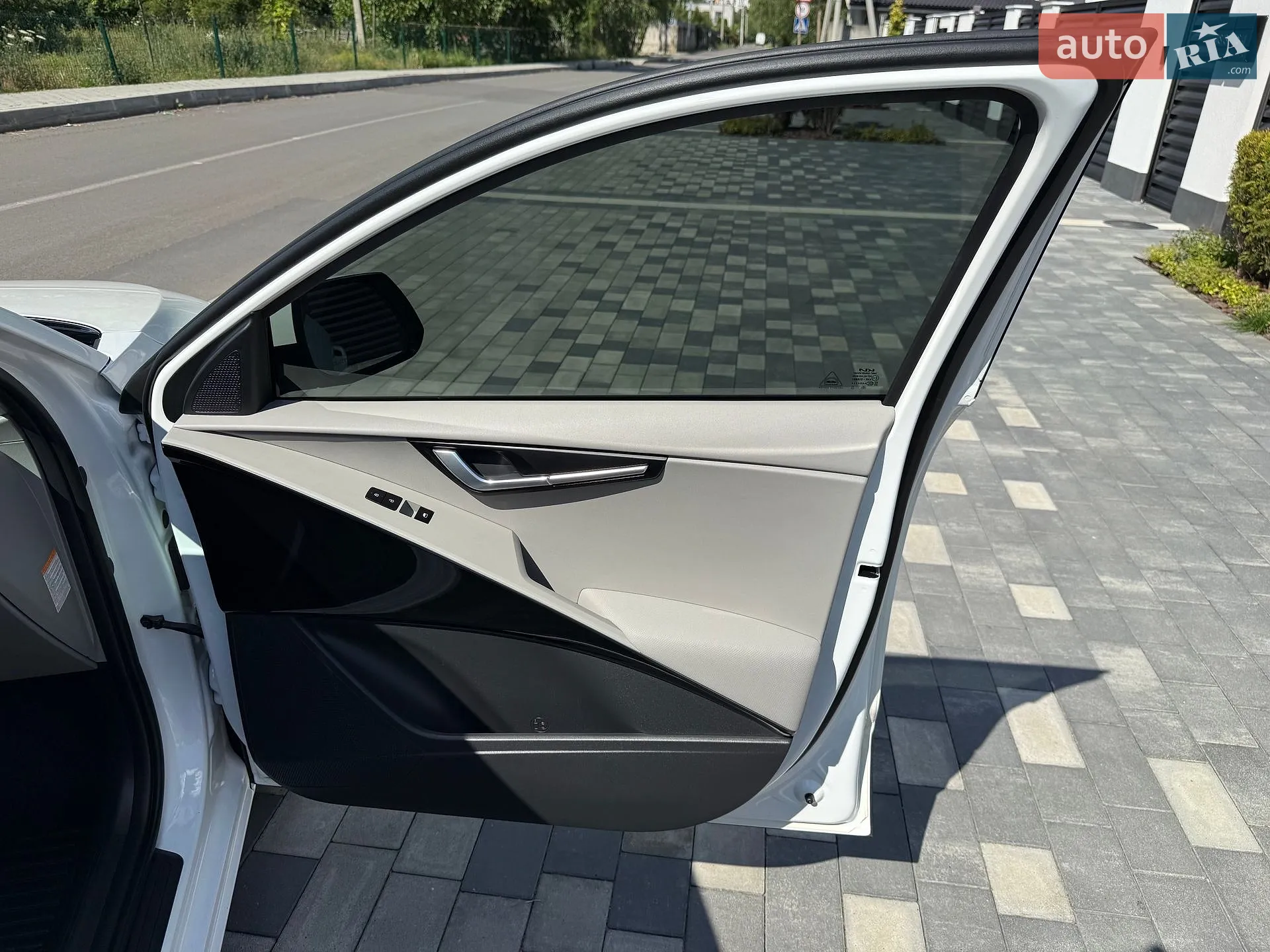 2023 Kia Niro - мініатюра 26