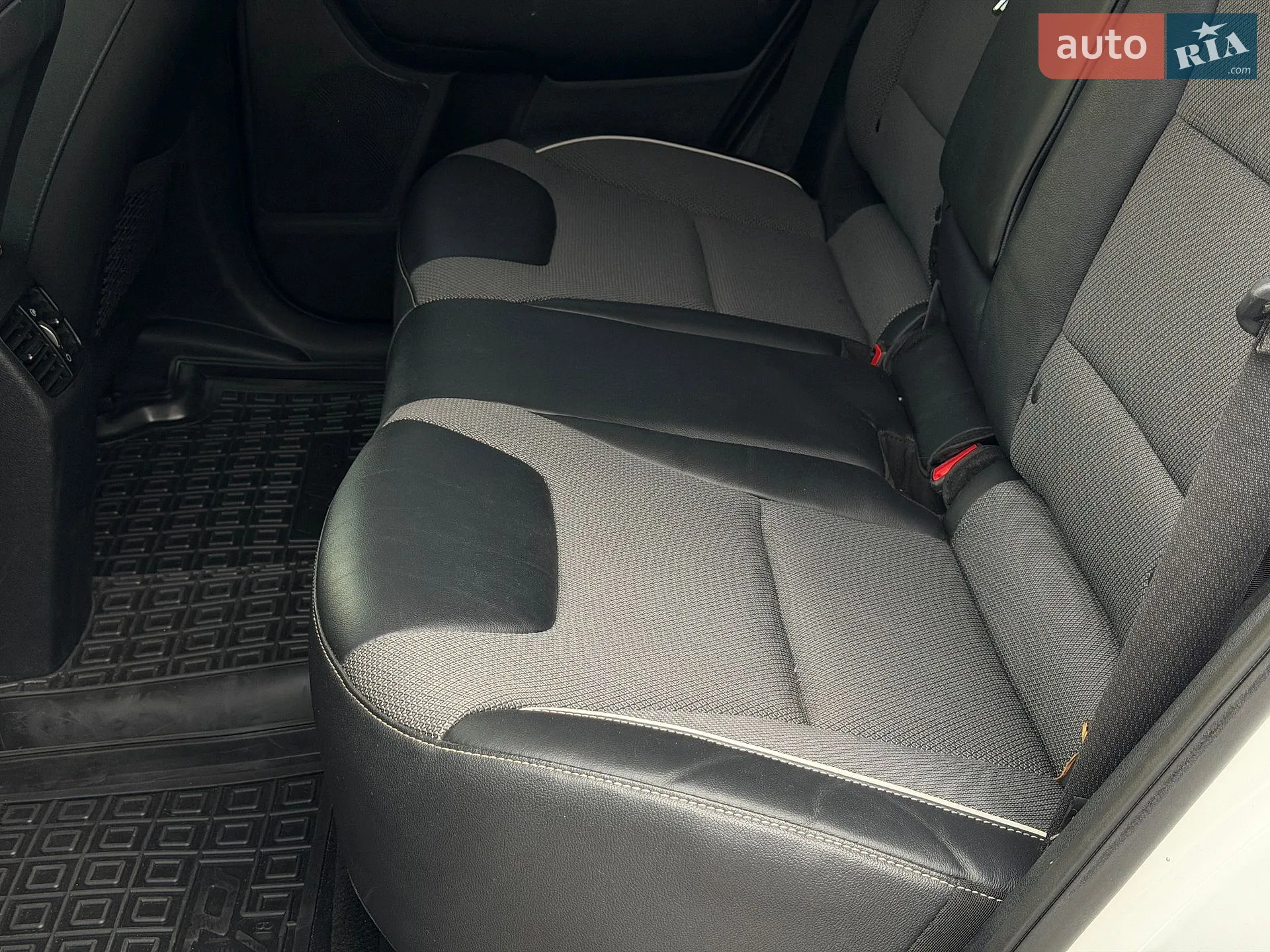 2022 Kia Niro - мініатюра 43