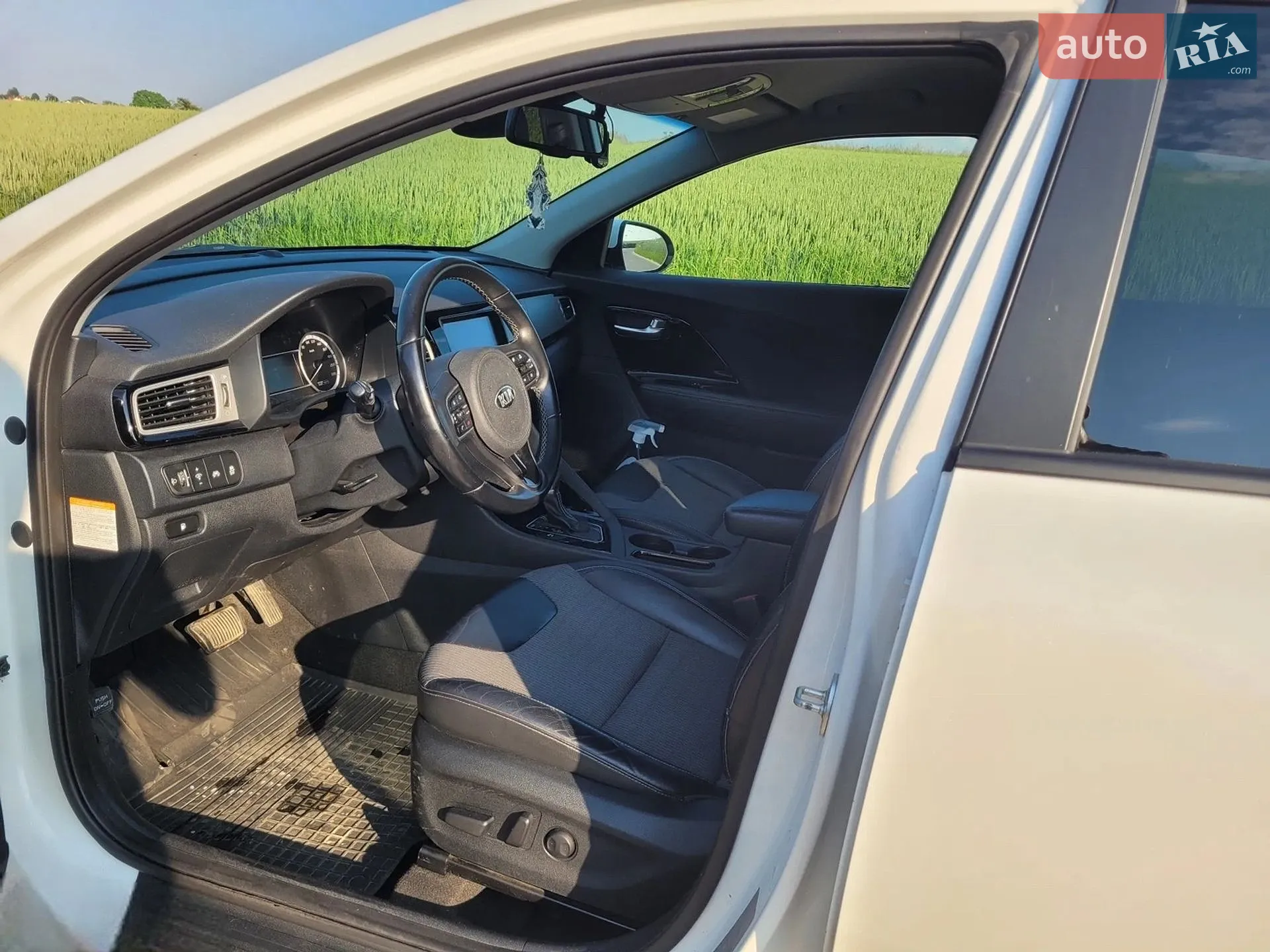 2017 Kia Niro - мініатюра 10