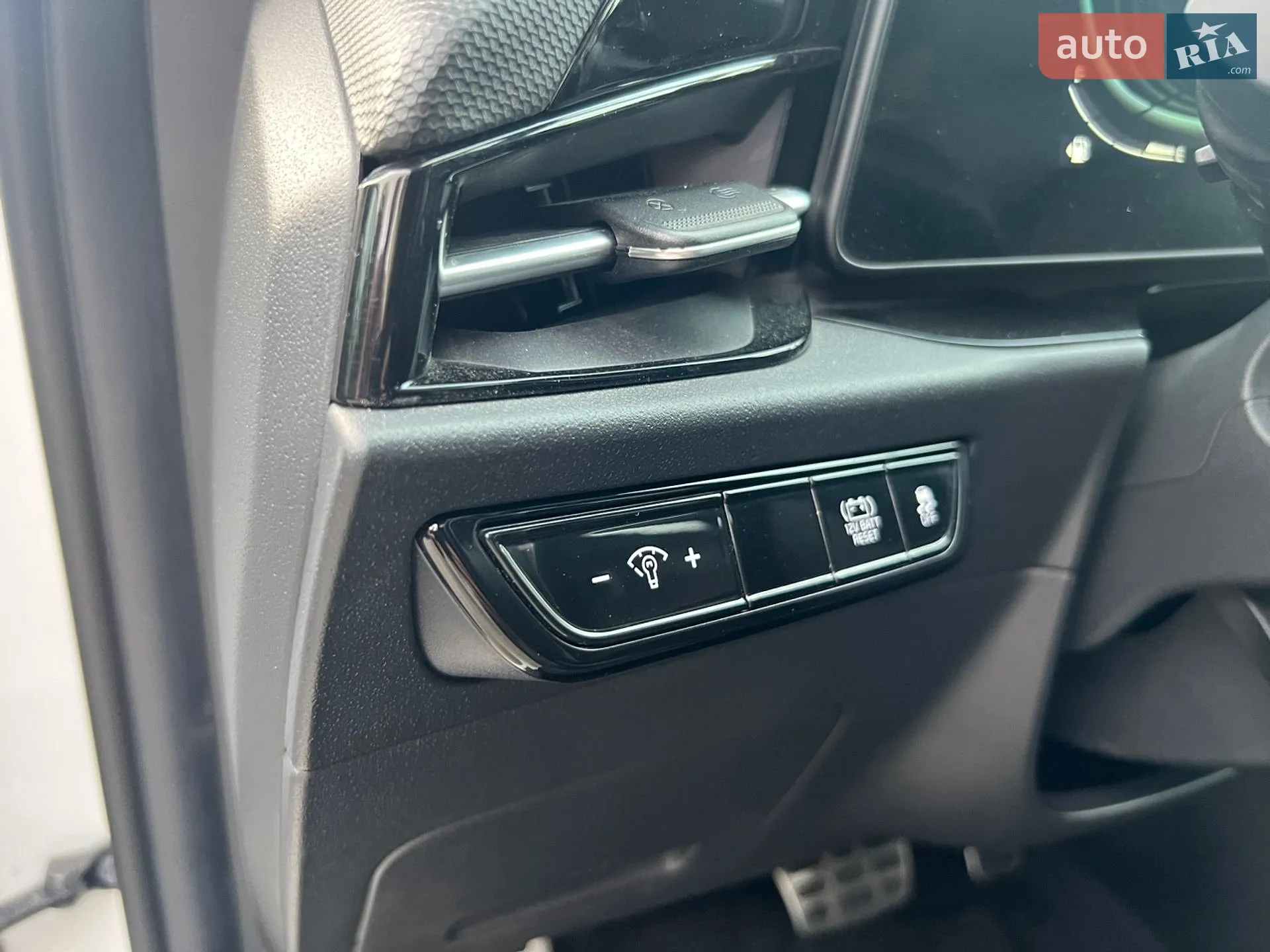 2023 Kia Niro - мініатюра 37