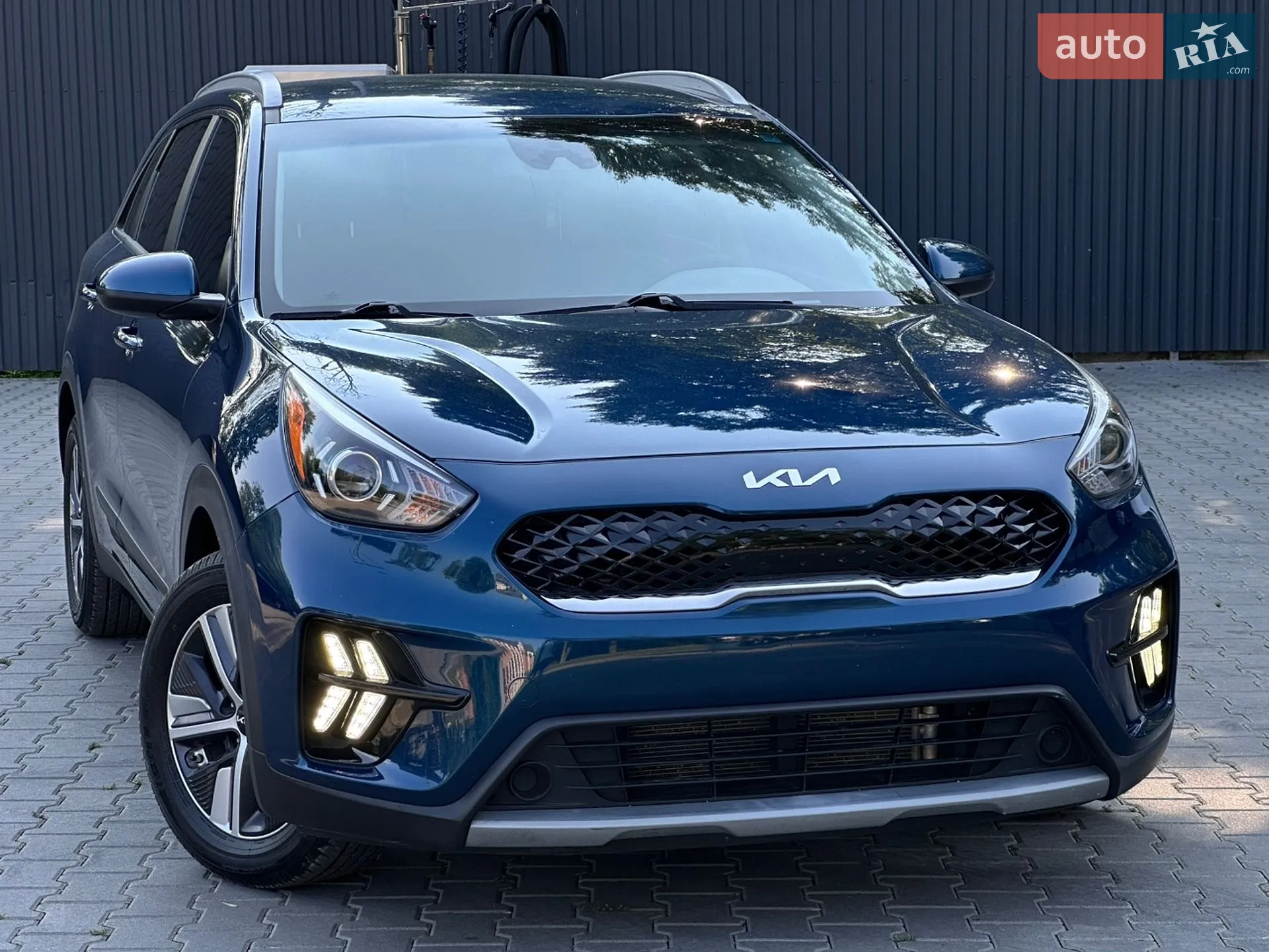 Kia Niro 2019 VIN KNACC81GFK5024838 фото оголошення 4 з 20