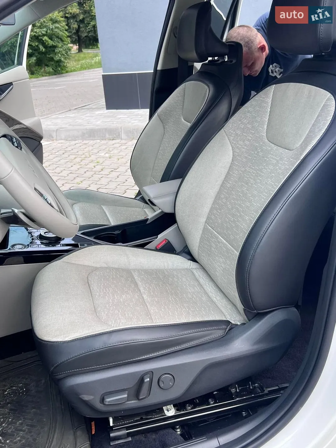 2022 Kia Niro - мініатюра 22