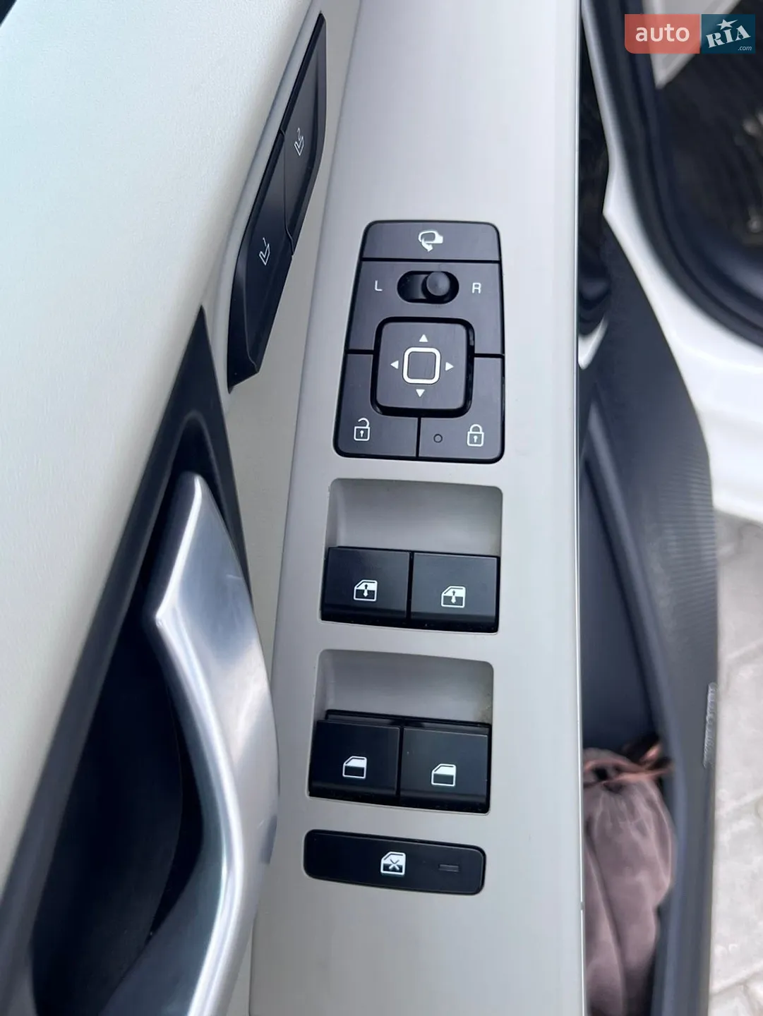 2022 Kia Niro - мініатюра 28