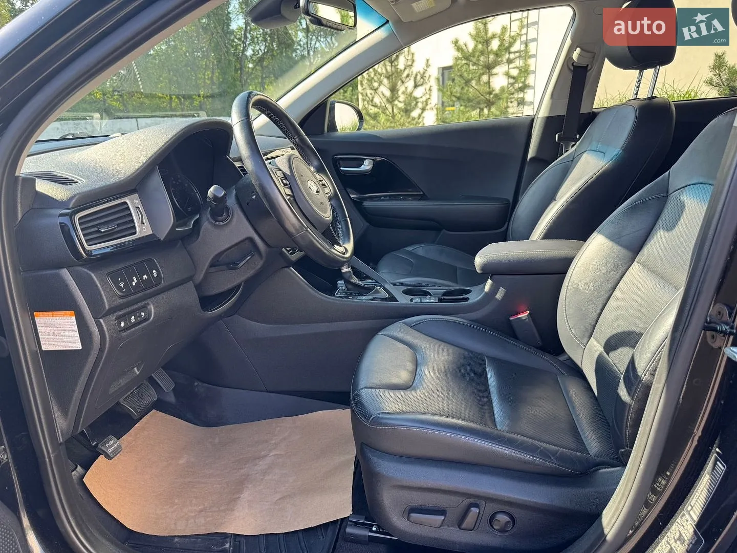 2017 Kia Niro - мініатюра 28