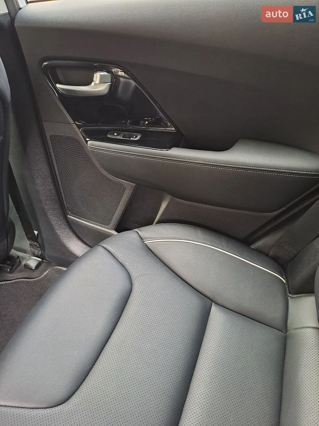 2020 Kia Niro - мініатюра 35