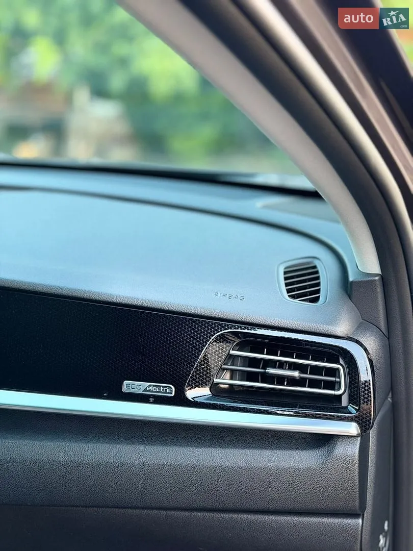 2020 Kia Niro - мініатюра 36