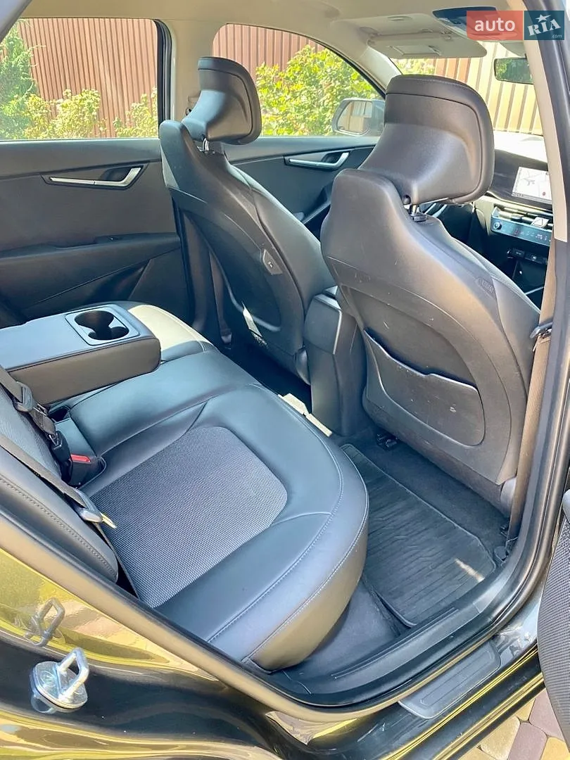 2022 Kia Niro - мініатюра 23