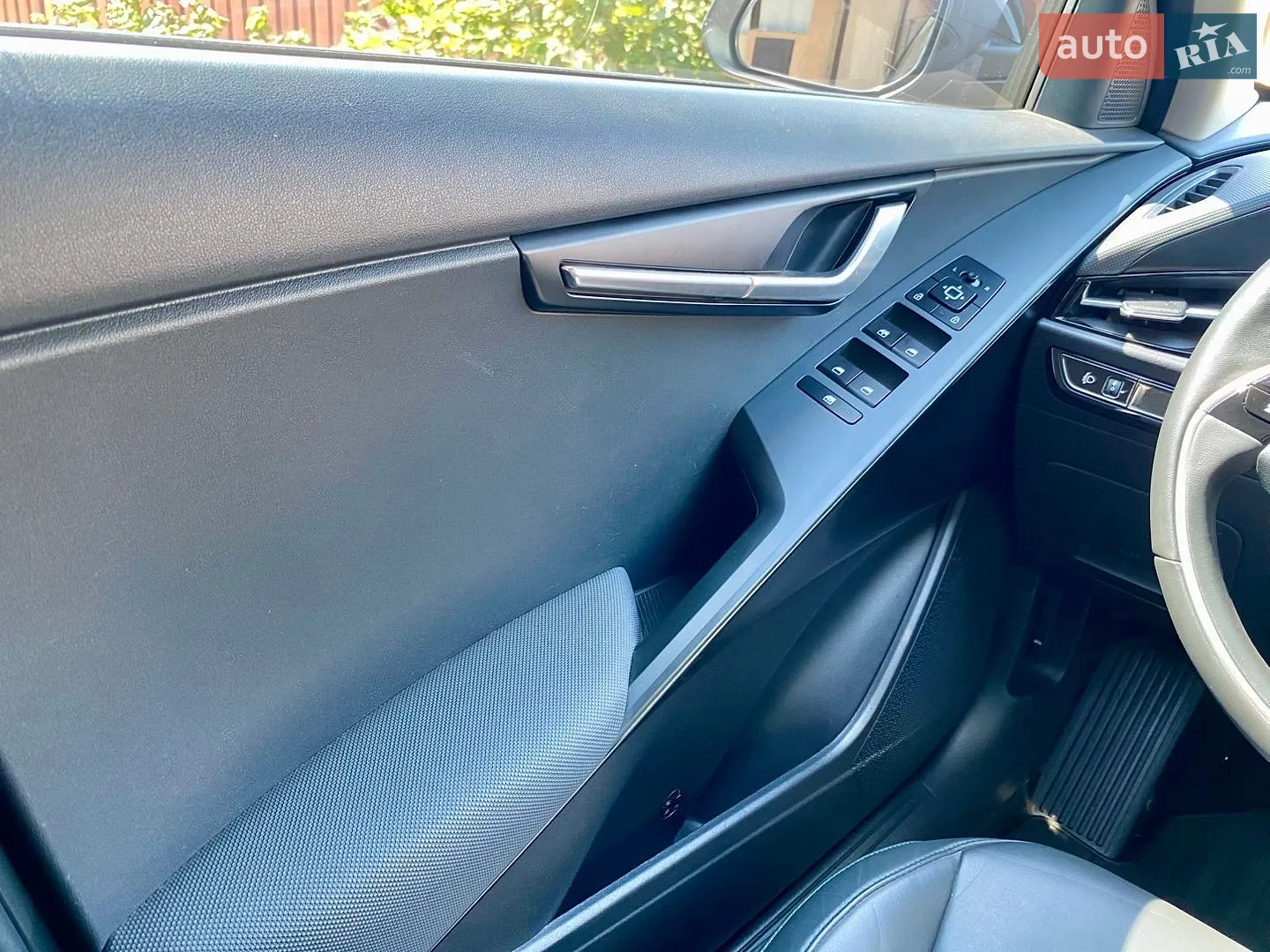 2022 Kia Niro - мініатюра 27