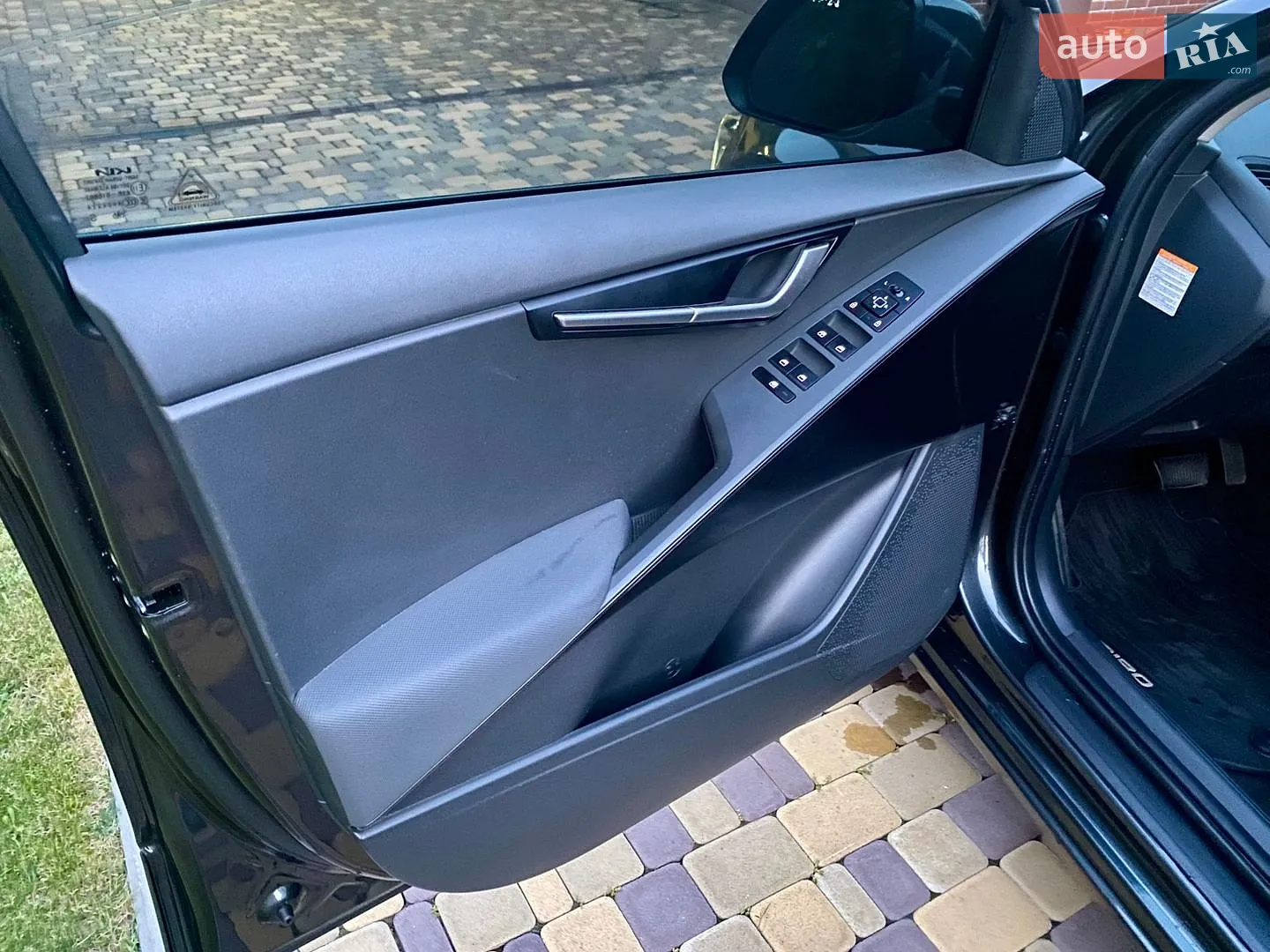 2022 Kia Niro - мініатюра 32