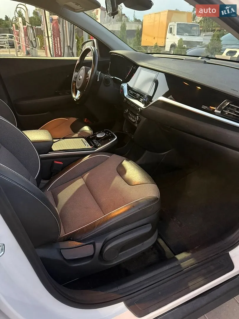 2020 Kia Niro - мініатюра 18